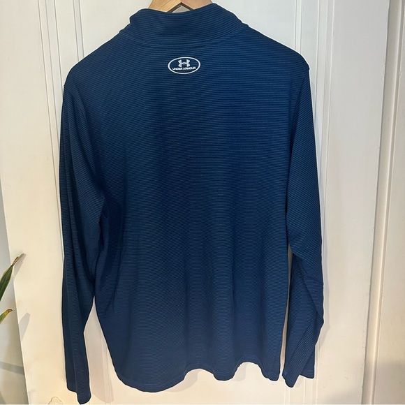 Under Armour - Streaker Striped HeatGear Half-Zip Top - Men - Blue - Picture 6 of 11